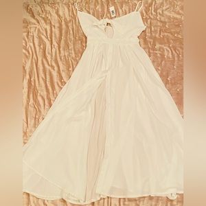 White Monroe style maxi dress with peekaboo bowtie bust